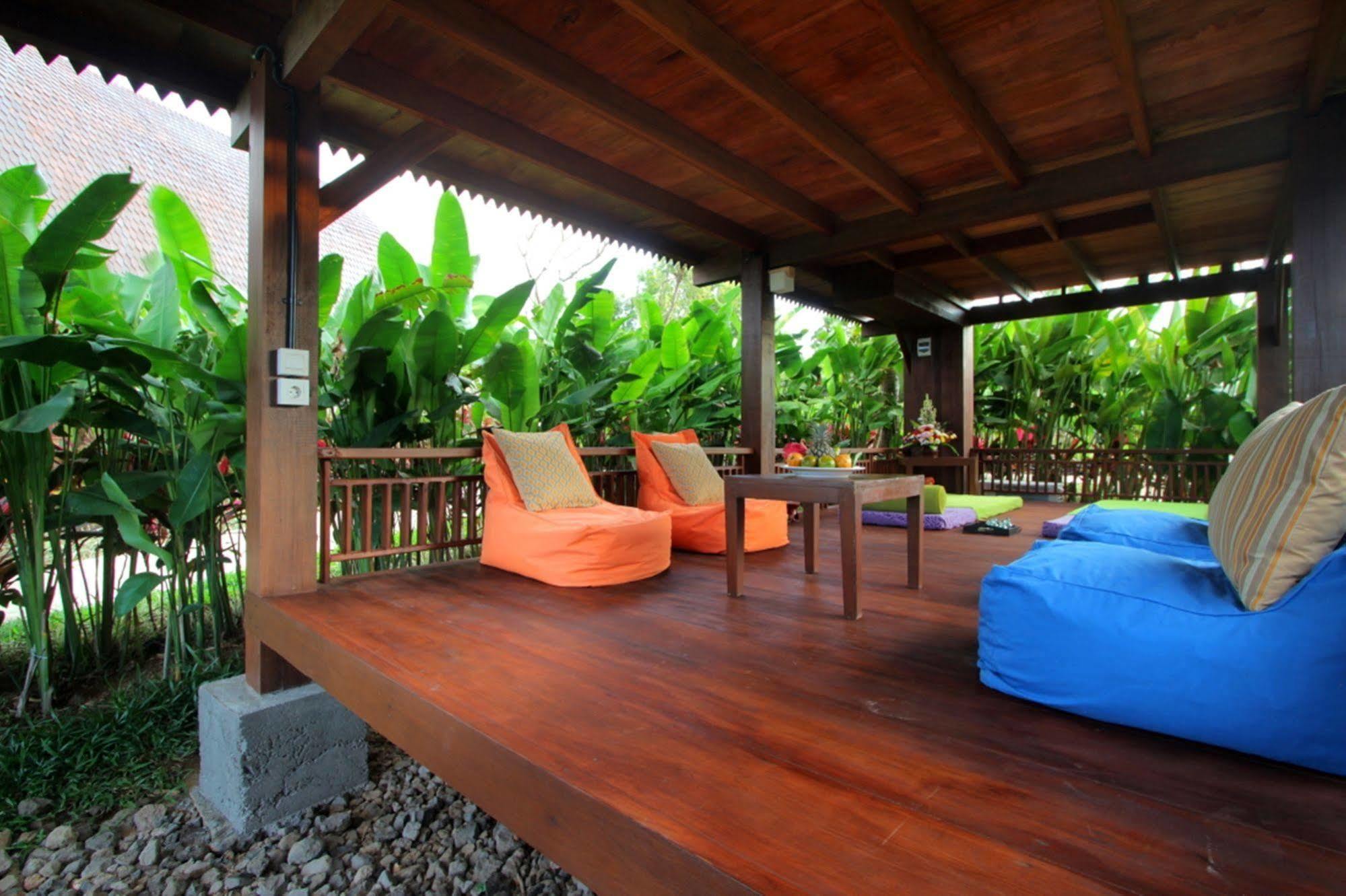The Kirana Ungasan Villa Jimbaran  Exterior photo