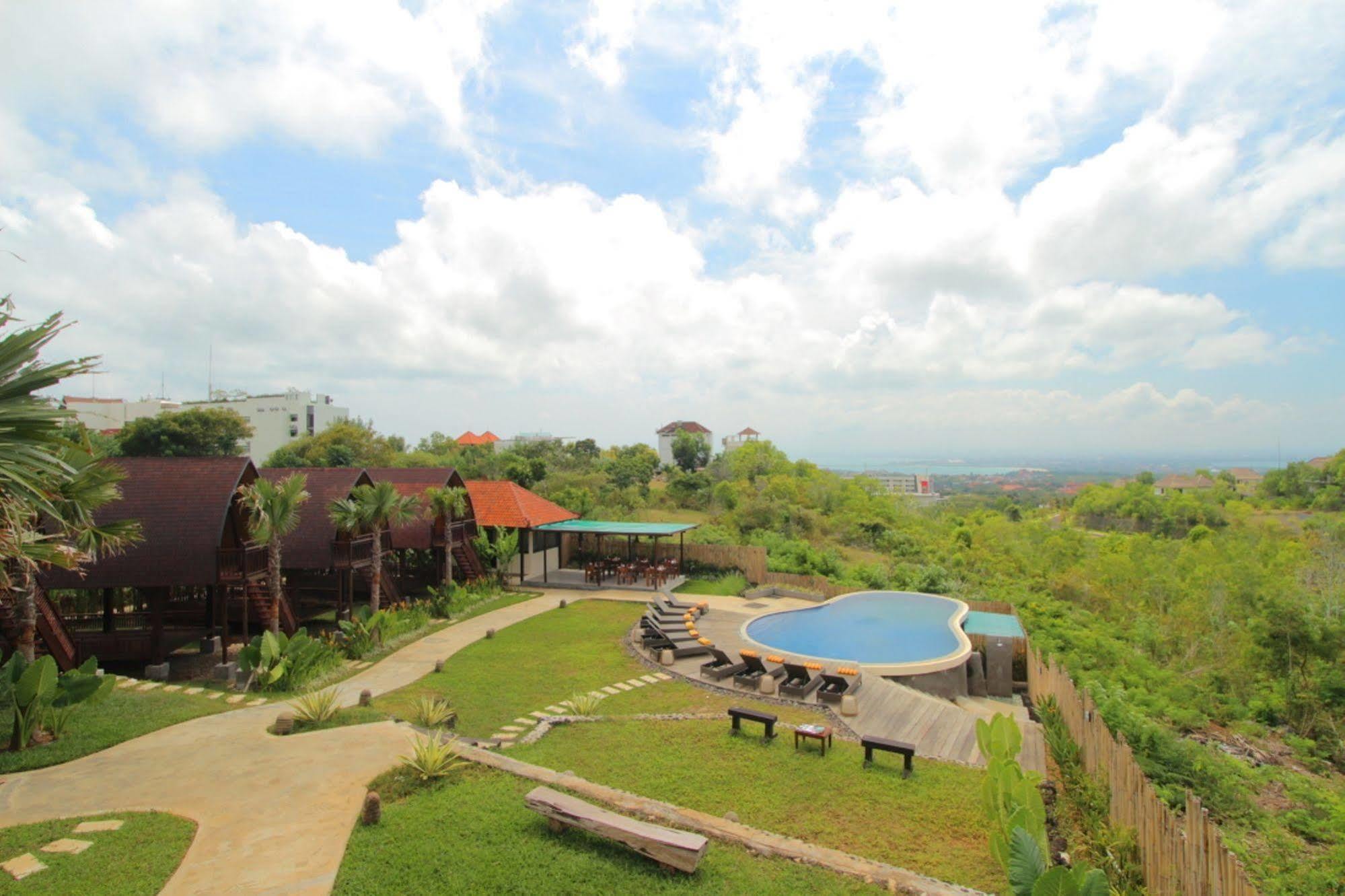 The Kirana Ungasan Villa Jimbaran  Exterior photo