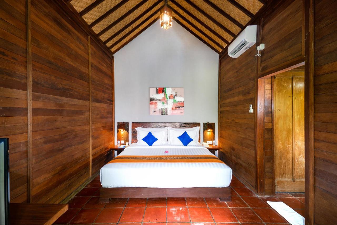 The Kirana Ungasan Villa Jimbaran  Exterior photo